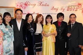 New Year gatherings of Vietnamese communities around the world - ảnh 1